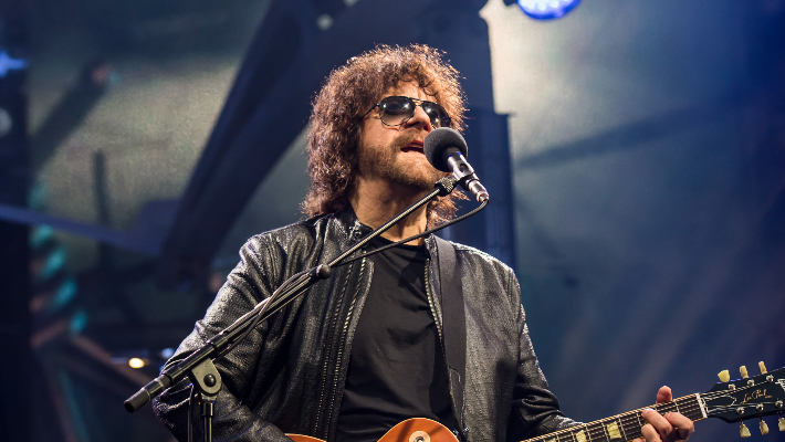 ELO de Jeff Lynne a annoncé "The Over And Out Tour", qui sera la dernière tournée du groupe