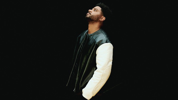 Bryson Tiller a recruté Victoria Monét et Clara La San pour son prochain album éponyme