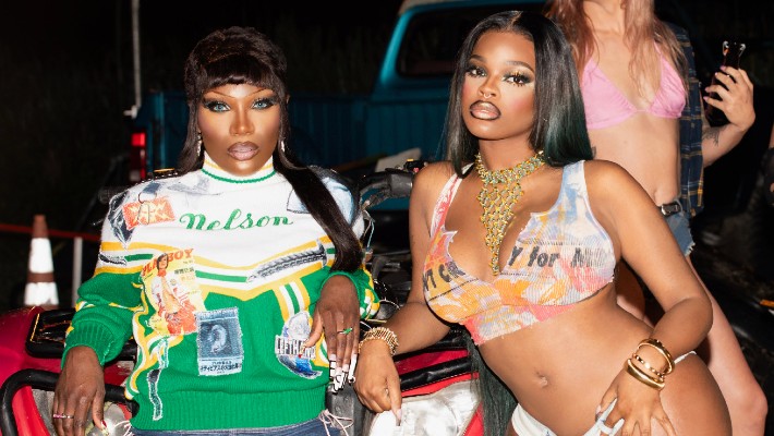 Doechii et JT nous présentent chacun un nouvel « alter ego » dans leur nouvelle collaboration fougueuse