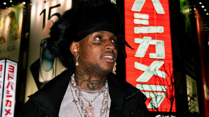 Ski Mask The Slump God descend dans les rues de « Shibuya » avec son nouveau single