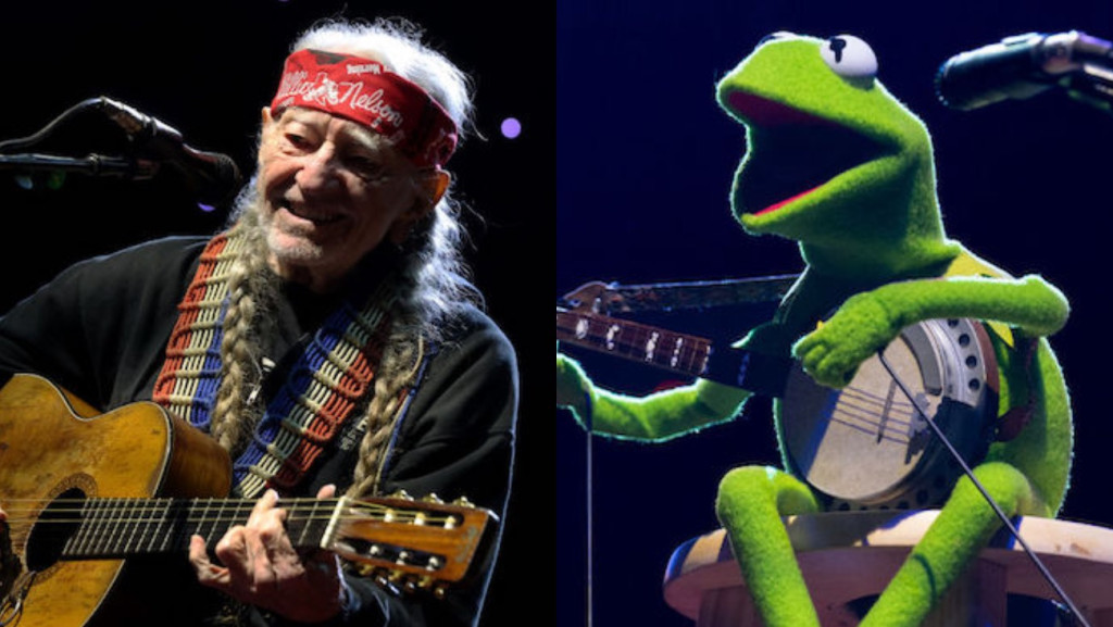 Willie Nelson a fait sortir Kermit la grenouille pour enfin interpréter un duo de « Rainbow Connection »