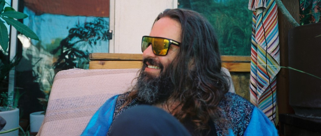 Strand Of Oaks a partagé sa nouvelle chanson « Party At The Monster Lake » et a annoncé son huitième album, « Miracle Focus »