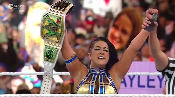 Bayley a battu Iyo Sky pour remporter le championnat féminin de la WWE à WrestleMania 40 Night 2