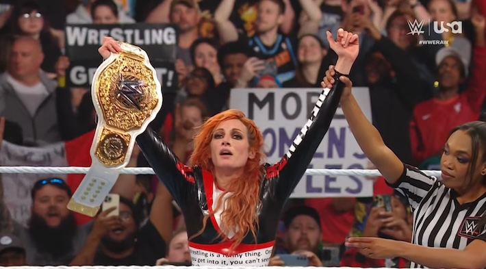 Becky Lynch a été couronnée championne du monde féminine de la WWE à Raw