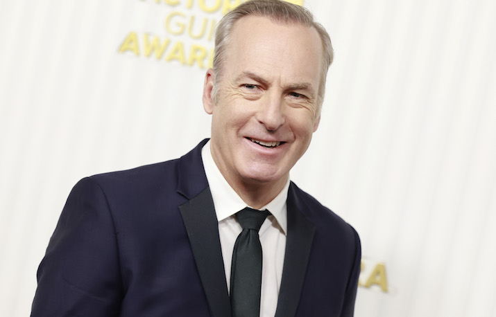 Bob Odenkirk a révélé comment sa crise cardiaque sur le plateau a poussé le médecin « mieux appeler Saul » pour une véritable boucle