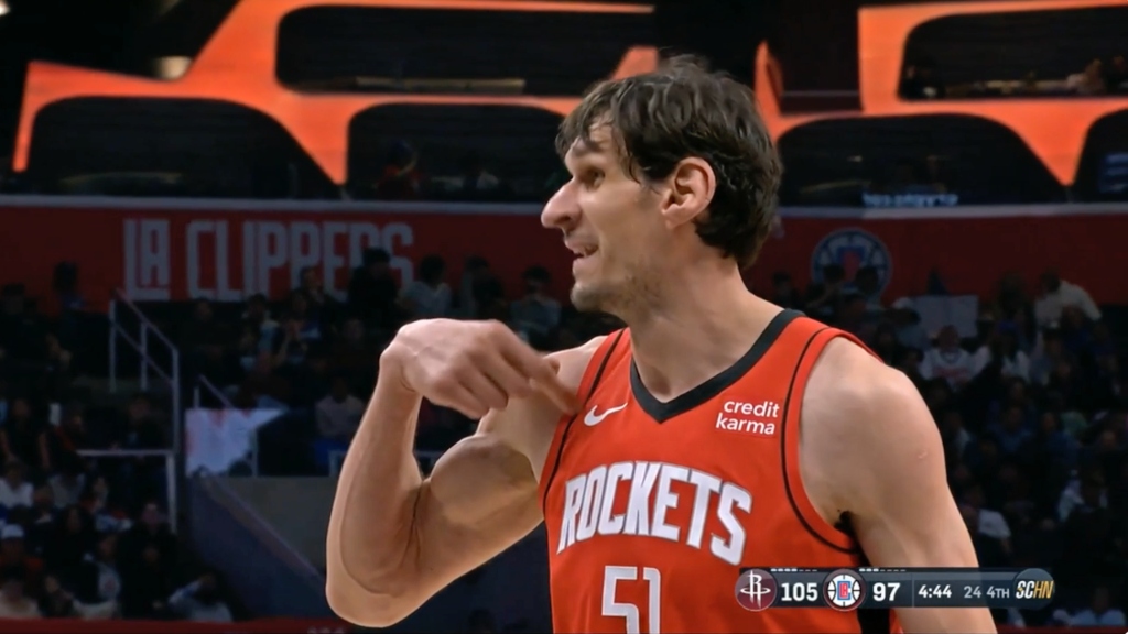 Boban Marjanovic a délibérément raté un lancer franc pour offrir du poulet gratuit aux fans des Clippers