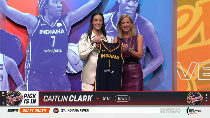 L'Indiana Fever a sélectionné Caitlin Clark avec le choix n ° 1 au repêchage de la WNBA 2024