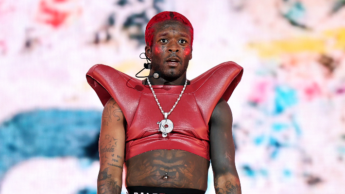 La fabuleuse sortie de la première étape du sac à main de Lil Uzi Vert à Coachella 2024 a bouleversé les Trolls en ligne, mais ils s'en moquent sûrement