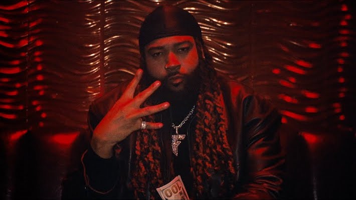 La vidéo « For Certain » de PARTYNEXTDOOR est certainement une fête, mais avec une « touche sinistre »