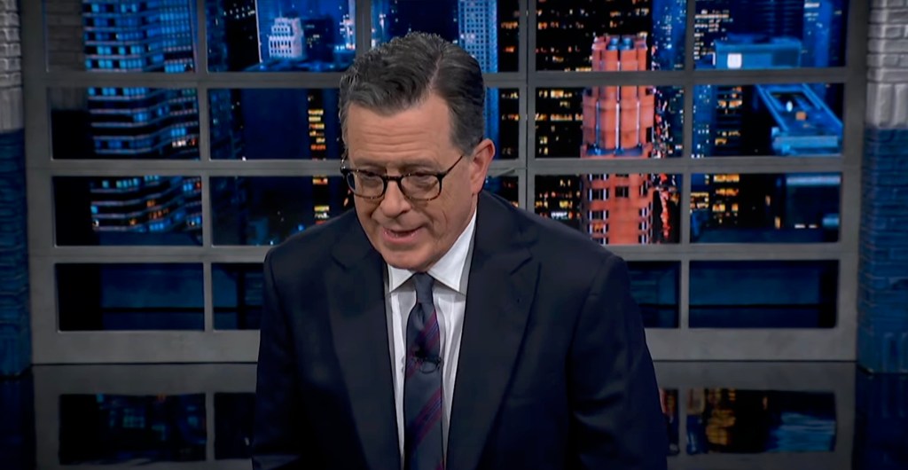 Stephen Colbert a failli vomir après avoir entendu le compliment que Donald Trump aurait fait à Stormy Daniels
