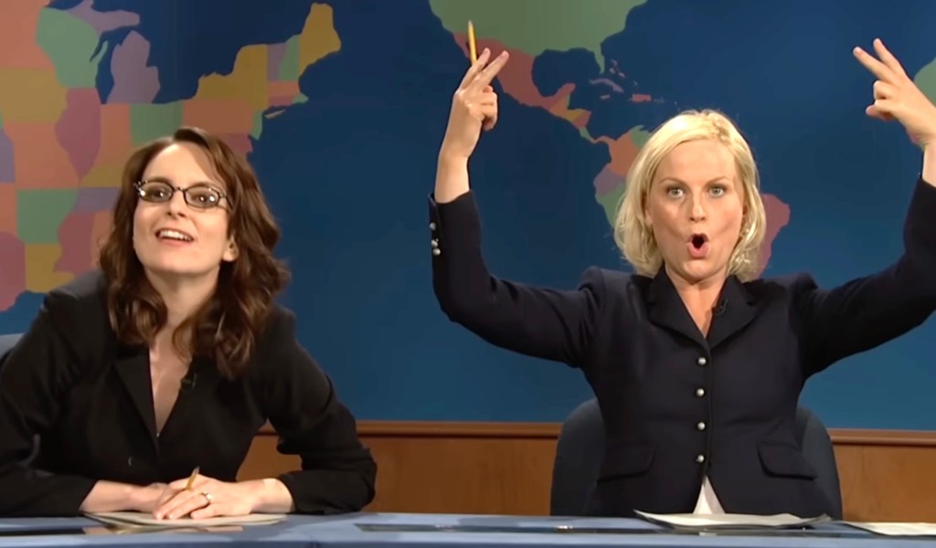 Amy Poehler regrette toujours la question qu'elle a posée à Prince lorsqu'il était sur "SNL"