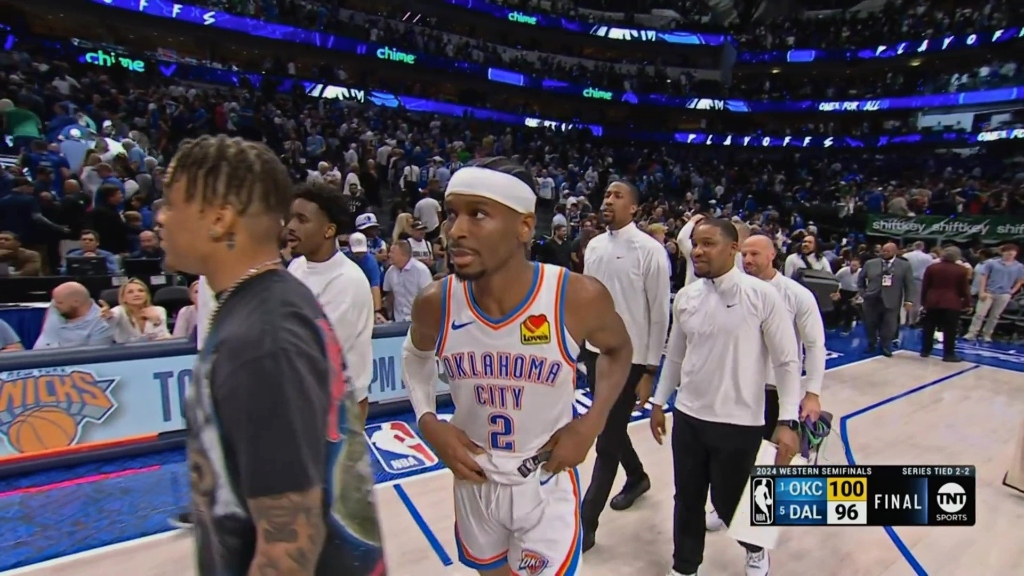 Le Thunder s'est rallié pour voler le match 4 aux Mavericks à Dallas