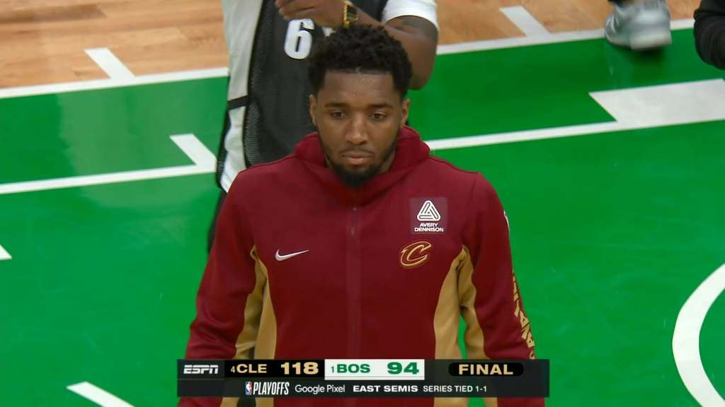 Les Cavs ont fait exploser les Celtics lors du deuxième match pour égaliser la série