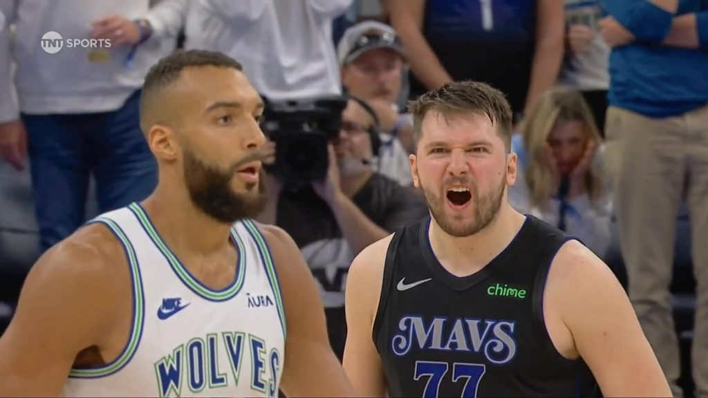 Luka Doncic a arraché le cœur des loups pour donner aux Mavs une victoire dans le deuxième match