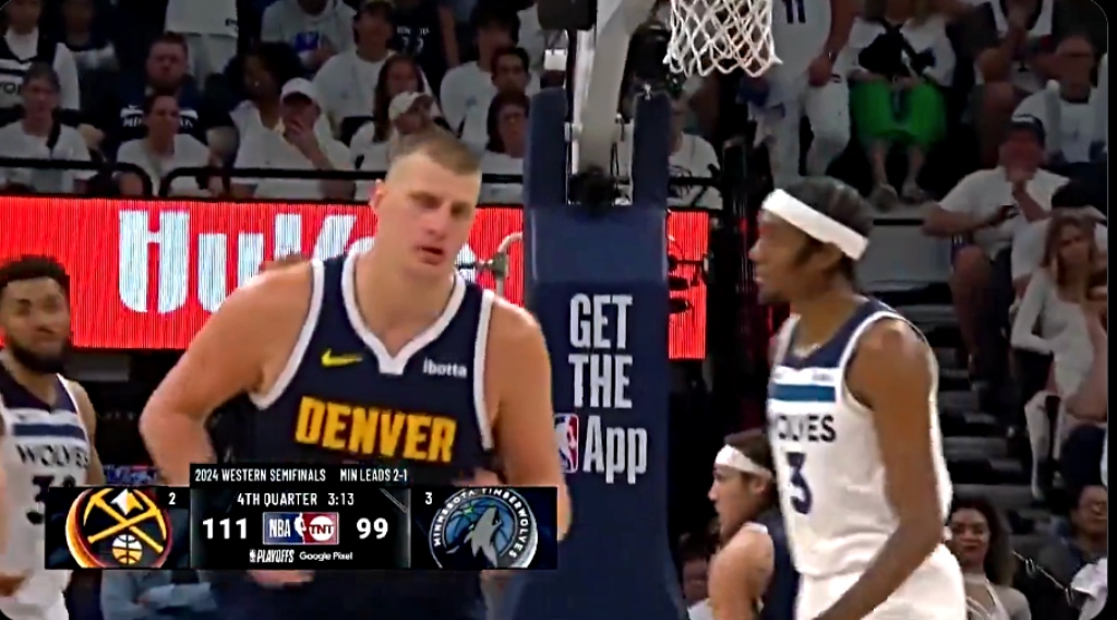 Nikola Jokic et Aaron Gordon ont mené Denver à une victoire dans le quatrième match malgré une nuit monstre d'Anthony Edwards