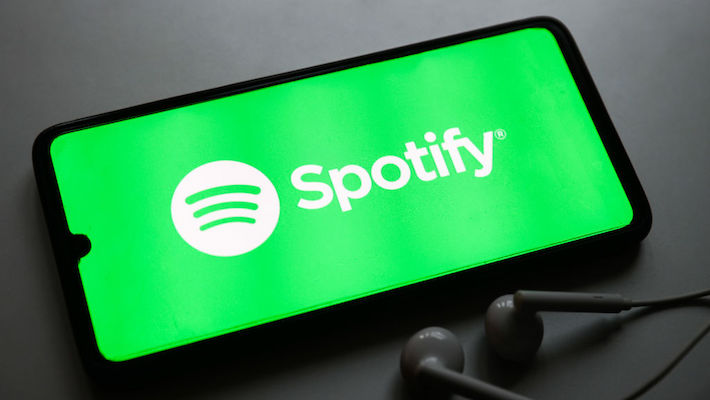 Spotify fait face à une cessation et à un abandon concernant son utilisation des paroles et plus encore