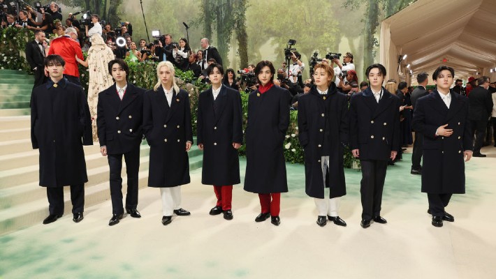 Stray Kids et Charlie Puth charment les dames avec leur nouvelle collaboration, "Lose My Breath"