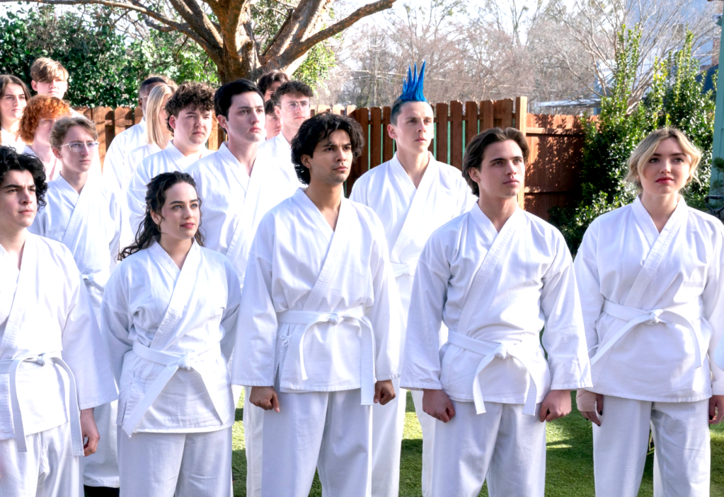 'Cobra Kai' Saison 6 : Tout savoir sur la visite finale surdimensionnée du dojo (mise à jour pour juin 2024)