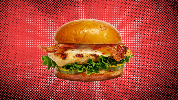 Le sandwich au poulet et au bacon et à l'érable de Chick-fil-A est un chef-d'œuvre de la restauration rapide - Voici notre critique