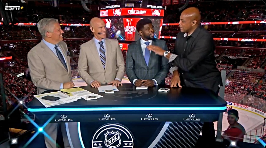 Charles Barkley abandonné par le rapport d'entracte de la LNH d'ESPN lors du deuxième match de la finale de la Coupe Stanley