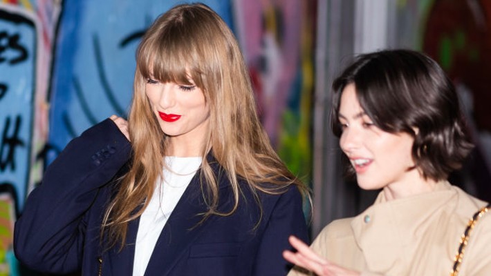 Gracie Abrams et Taylor Swift s'accrochent à un amour passé dans leur nouvelle collaboration, "Us"