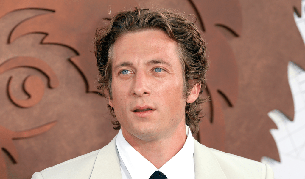 La star de "The Bear" Jeremy Allen White veut chanter elle-même dans le film de Bruce Springsteen