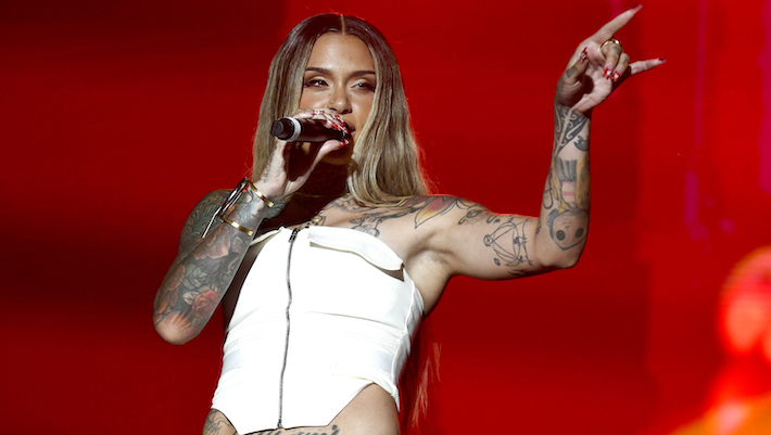 La tracklist de l'album "Crash" de Kehlani comprend Jill Scott, Young Miko et Omah Lay