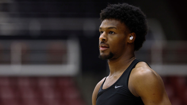 Les Lakers ont choisi Bronny James avec le choix n°55 lors du repêchage de la NBA 2024