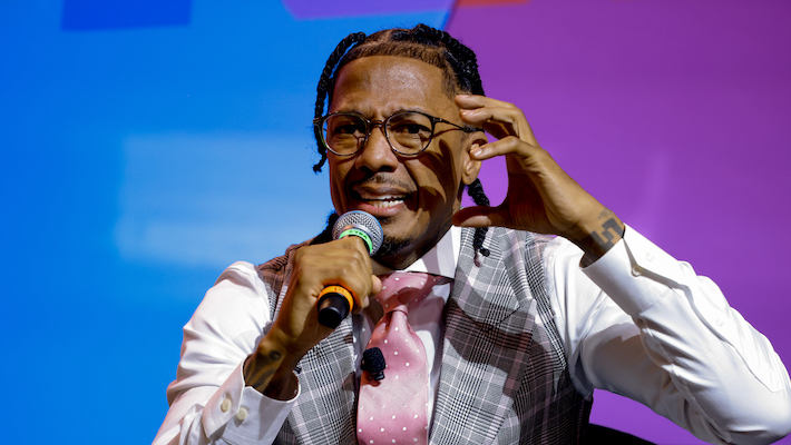 Nick Cannon possède les «balles les plus précieuses au monde» après les avoir assurées pour 10 millions de dollars