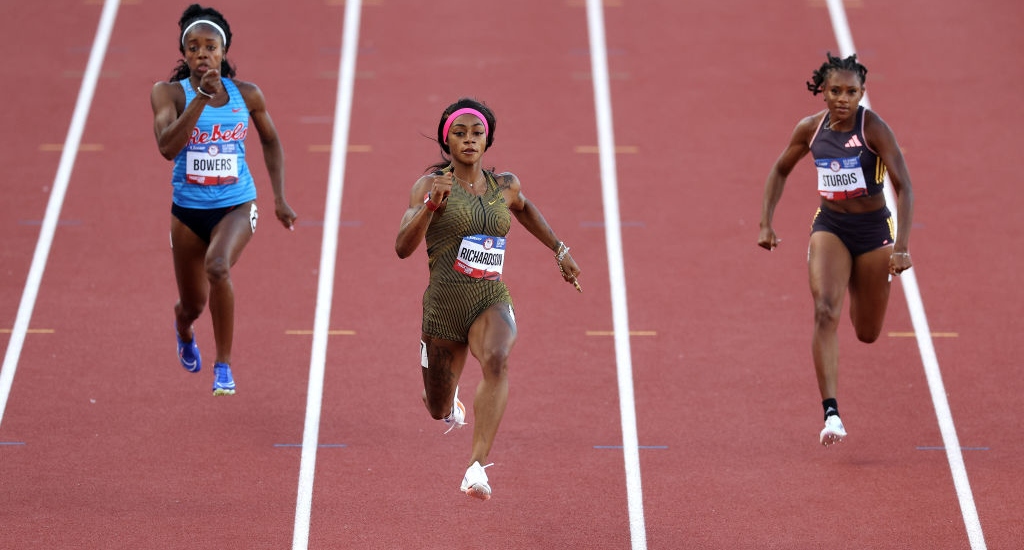 Sha'Carri Richardson a couru un temps de 10,88 pour remporter sa série aux essais olympiques américains avec une chaussure déliée
