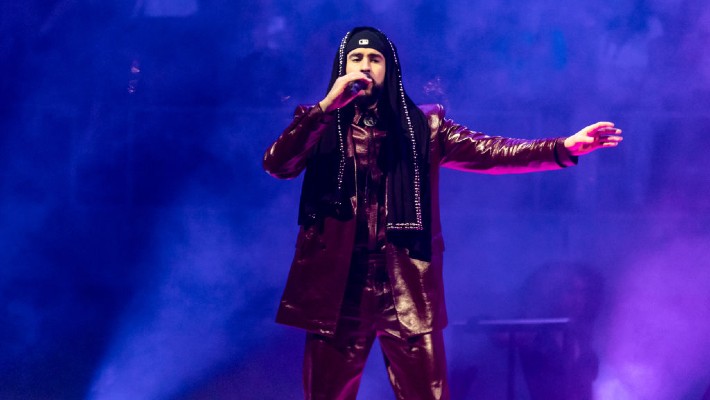 Un homme aurait été inculpé pour avoir prétendument planifié de commettre une fusillade lors d'un concert de Bad Bunny