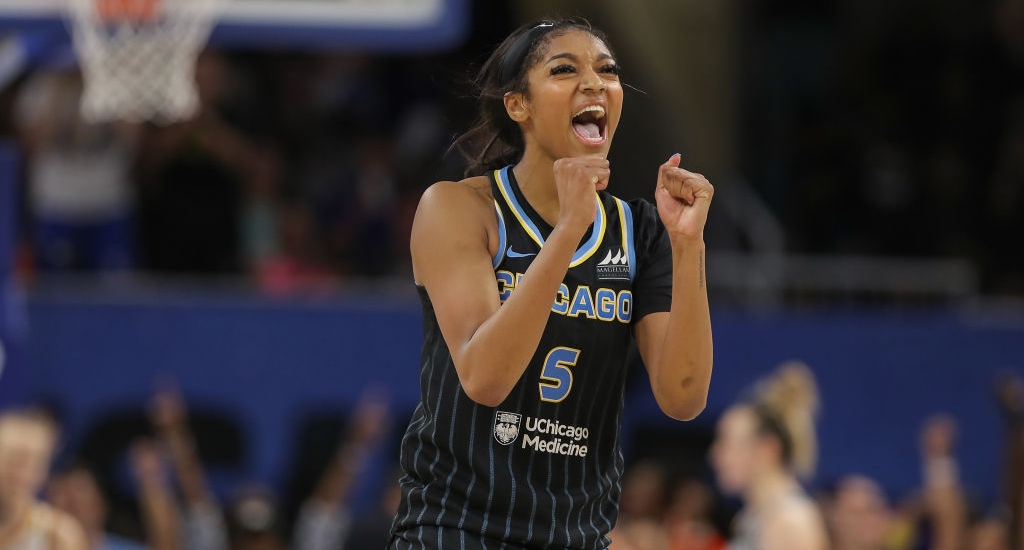 Angel Reese a battu le record WNBA de Candace Parker avec son 13e double-double consécutif