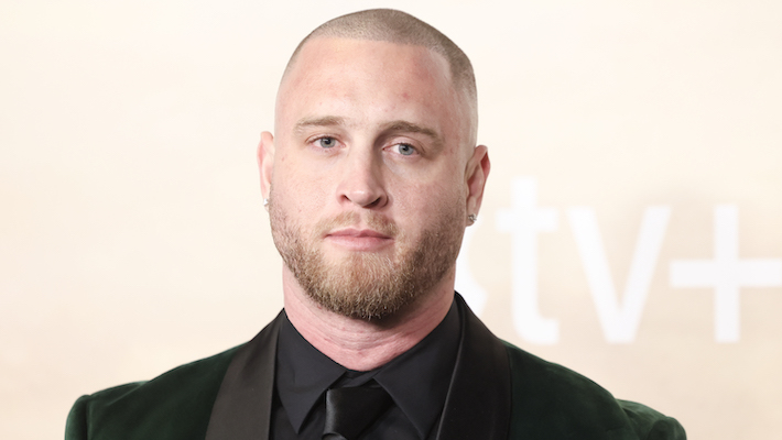 Chet Hanks a dénoncé les groupes haineux d'extrême droite « déplorables » qui utilisent « White Boy Summer » comme slogan de propagande raciste