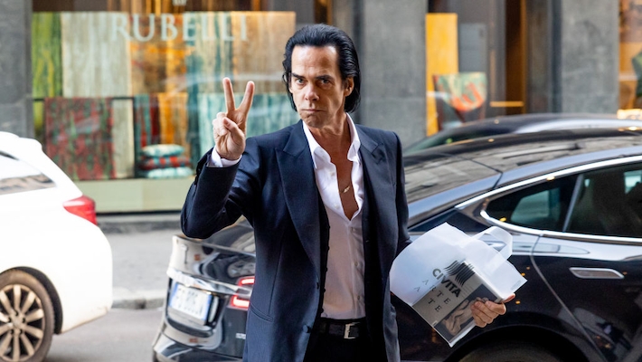 Écrire des chansons est un « putain de cauchemar », explique Nick Cave, qui écrit des chansons depuis plus de 40 ans
