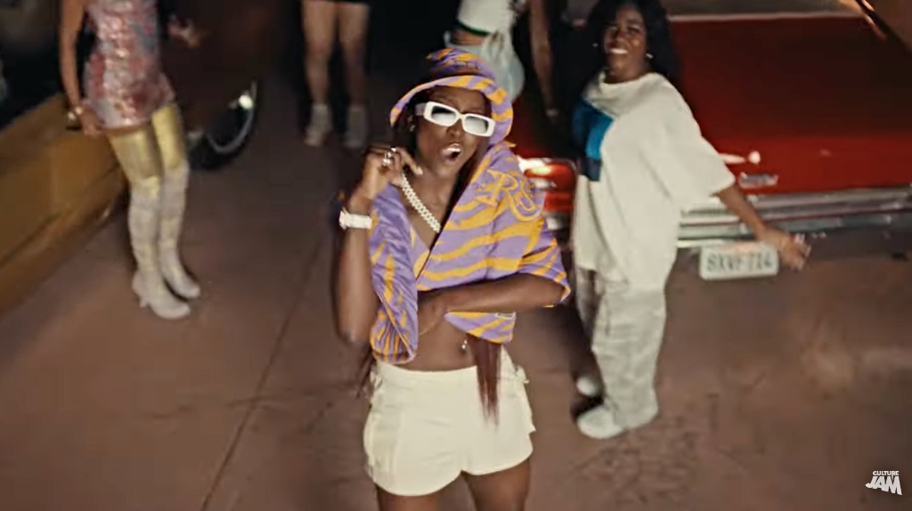 Flau'jae s'associe à BIA et Lakeyah sur « Can't Get Enough » de Culture Jam