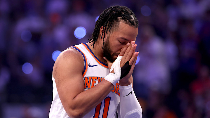 Jalen Brunson a proposé aux Knicks un nouveau contrat de 156 millions de dollars qui permettrait à l'équipe d'économiser 13 millions de dollars par an