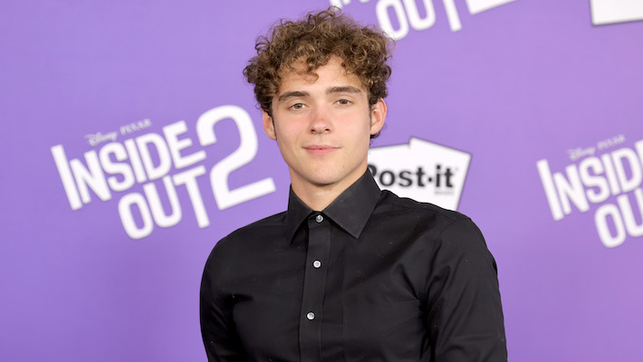 Joshua Bassett raconte avoir eu « littéralement la rencontre la plus folle avec Jésus »