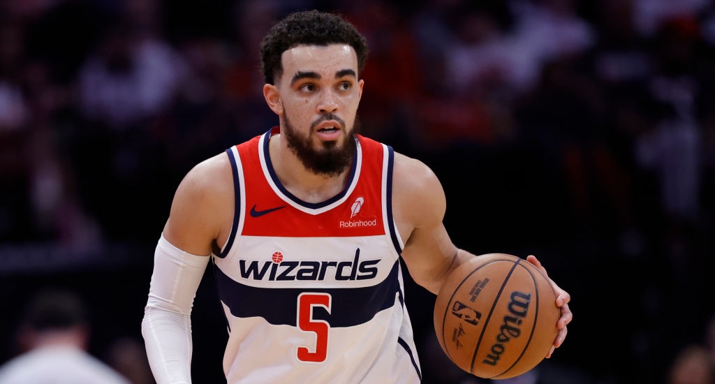 Les Suns recrutent Tyus Jones pour un contrat minimum