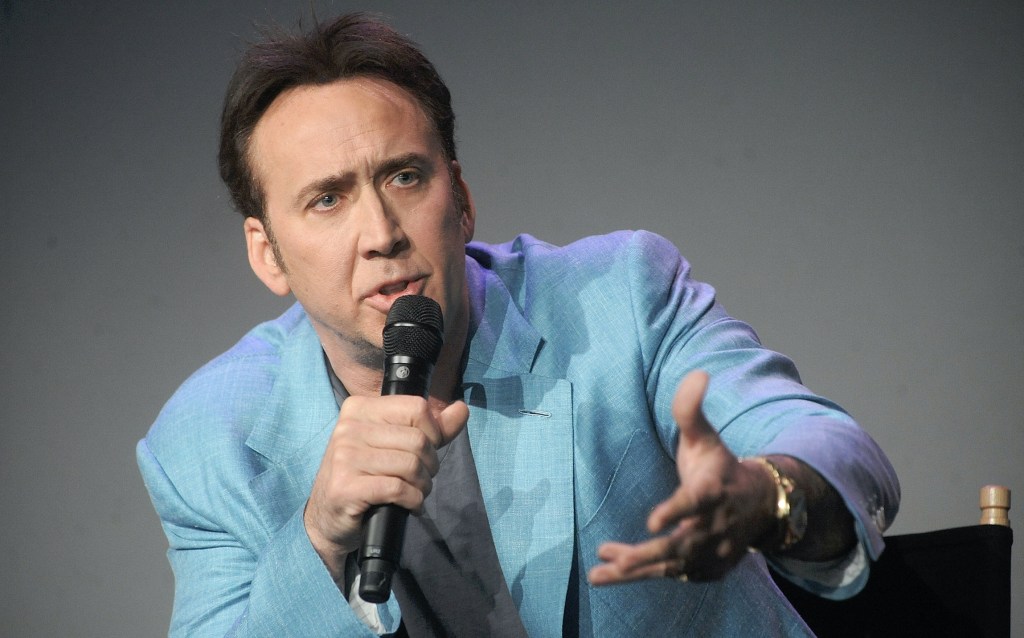 Nic Cage s'est inspiré de sa… mère pour son terrifiant tueur en série « Longlegs » ?