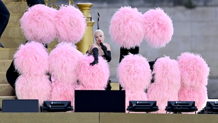 Quelle chanson Lady Gaga a-t-elle interprétée lors de la cérémonie d'ouverture des Jeux olympiques de 2024 ?