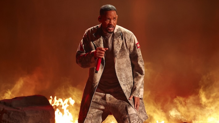 Will Smith se qualifie d'« œuvre d'art » avec Russ et Jaden lors de son dernier retour au rap