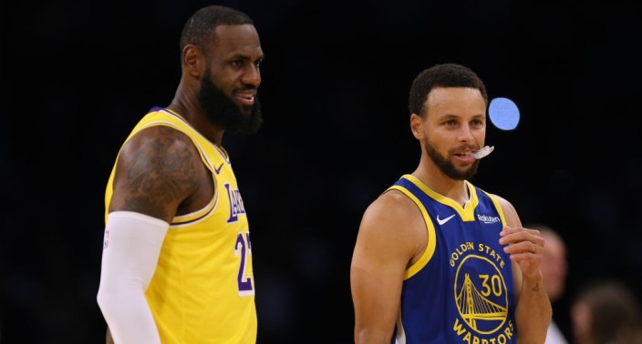 LeBron James et Steph Curry