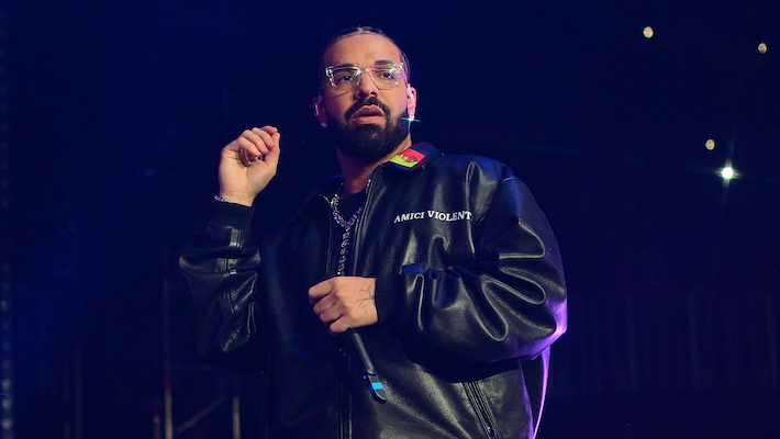 Drake a sorti « 100 concerts » de matériel inédit, dont trois chansons avec Young Thug, 21 Savage et Latto
