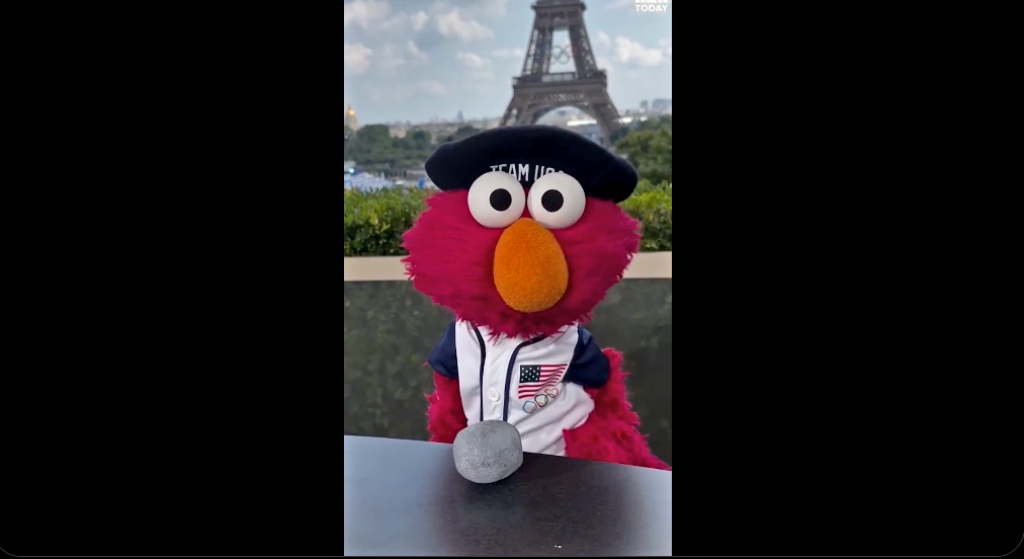 Elmo a apporté son conflit avec Rocco The Rock aux Jeux olympiques de Paris