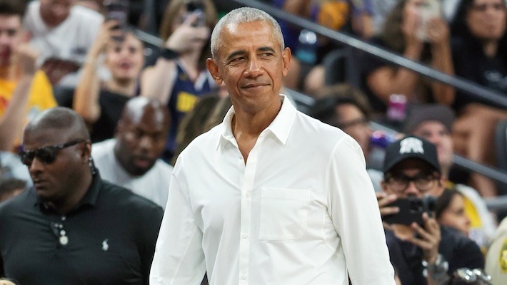 La playlist d'été de Barack Obama omet un tube majeur, et les fans se demandent si l'ancien président fait partie de l'équipe Drake