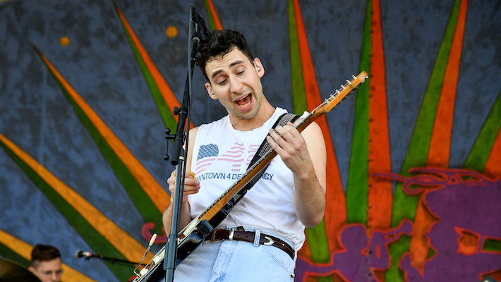 Les Bleachers sortent leur « Wild Heart » pour « A Stranger Desired », le premier album réinventé du Jack Antonoff Band