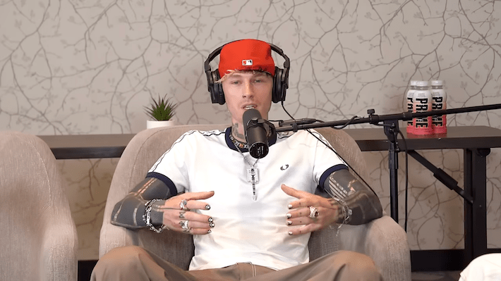 MGK est convaincu que « les autres Blancs » lui font « le plus de mal » à propos de ses origines hip-hop