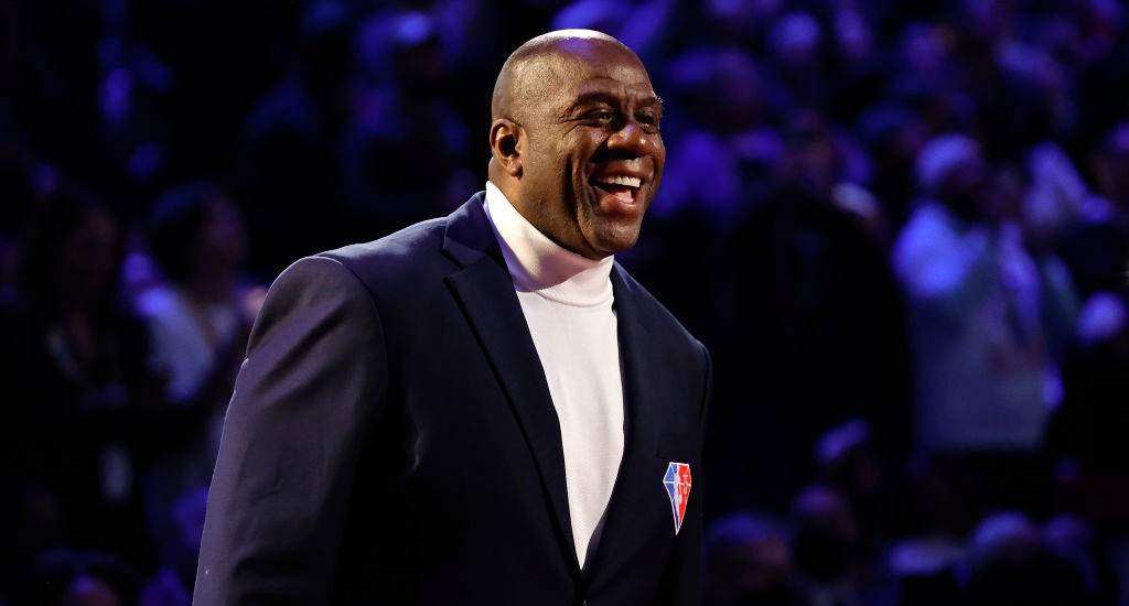 Magic Johnson sur Anthony Edwards qui dit que les anciens joueurs manquent de talent : « Je ne réponds jamais à un gars qui n'a jamais remporté de championnat »