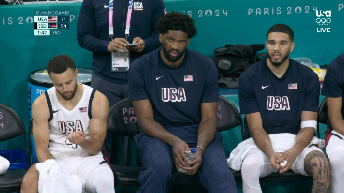 Steve Kerr a expliqué pourquoi Joel Embiid n'a pas joué contre le Soudan du Sud et a déclaré qu'il serait titulaire contre Porto Rico