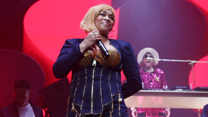 T-Boz partage une mise à jour sur sa santé après que son hospitalisation ait forcé TLC à annuler des spectacles à la dernière minute